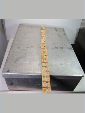 Large Aluminum Metal Storage Box w Lid 18x16.25x6 HEAVY DUTY no handle scratches
